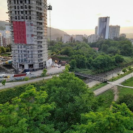 Apartman Bulevar Stupine Tuzla Exterior foto